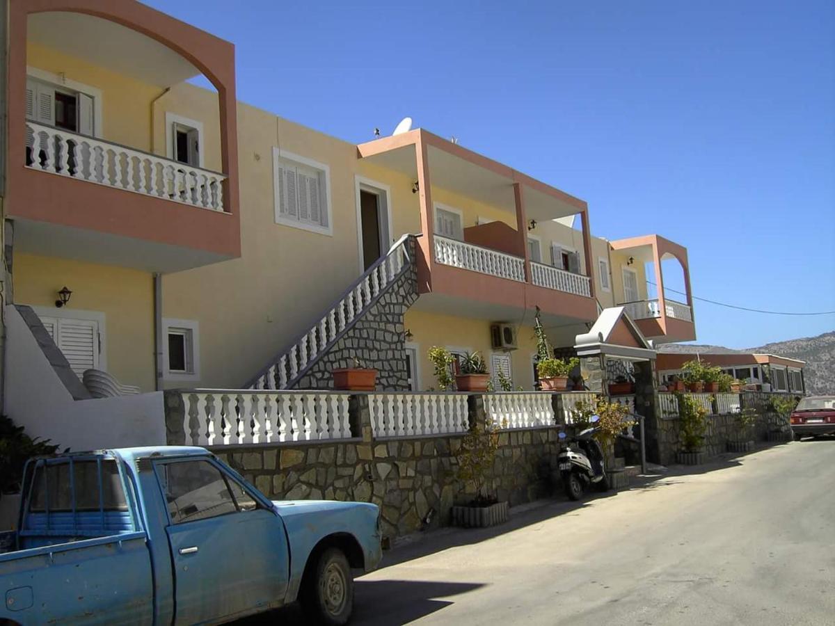 卡尔帕索斯Roumeliotis House公寓 外观 照片
